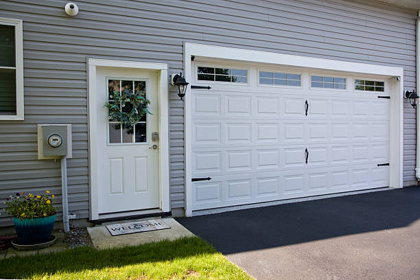 24/7 Emergency Garage Door Panel Replacement experts in Latah County County, ID